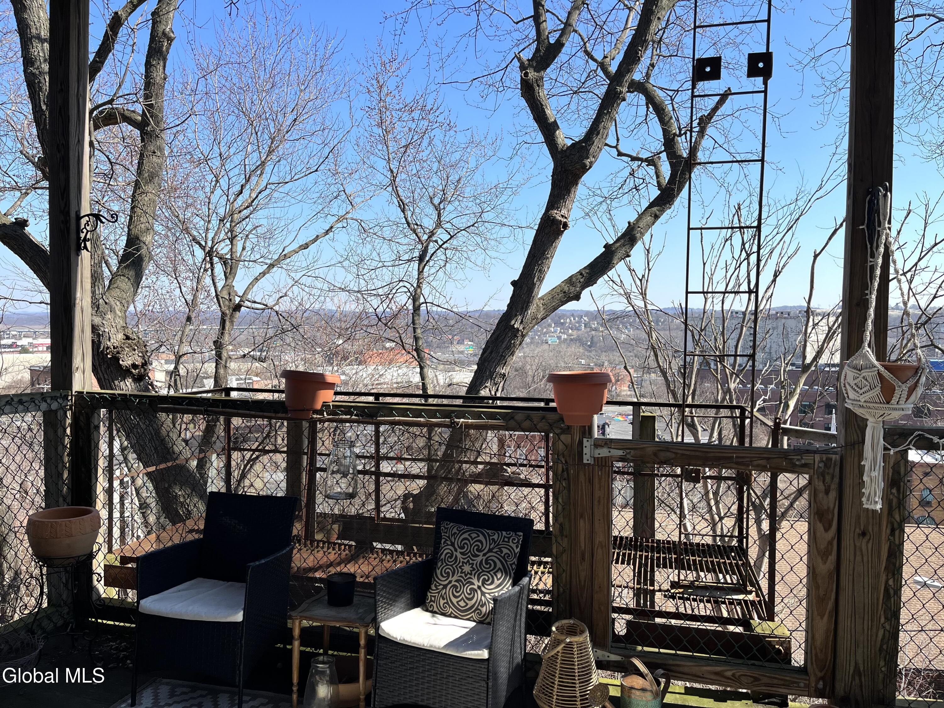 79 Ten Broeck Street Albany NY 12210