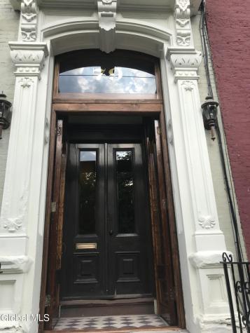 79 Ten Broeck Street Albany NY 12210
