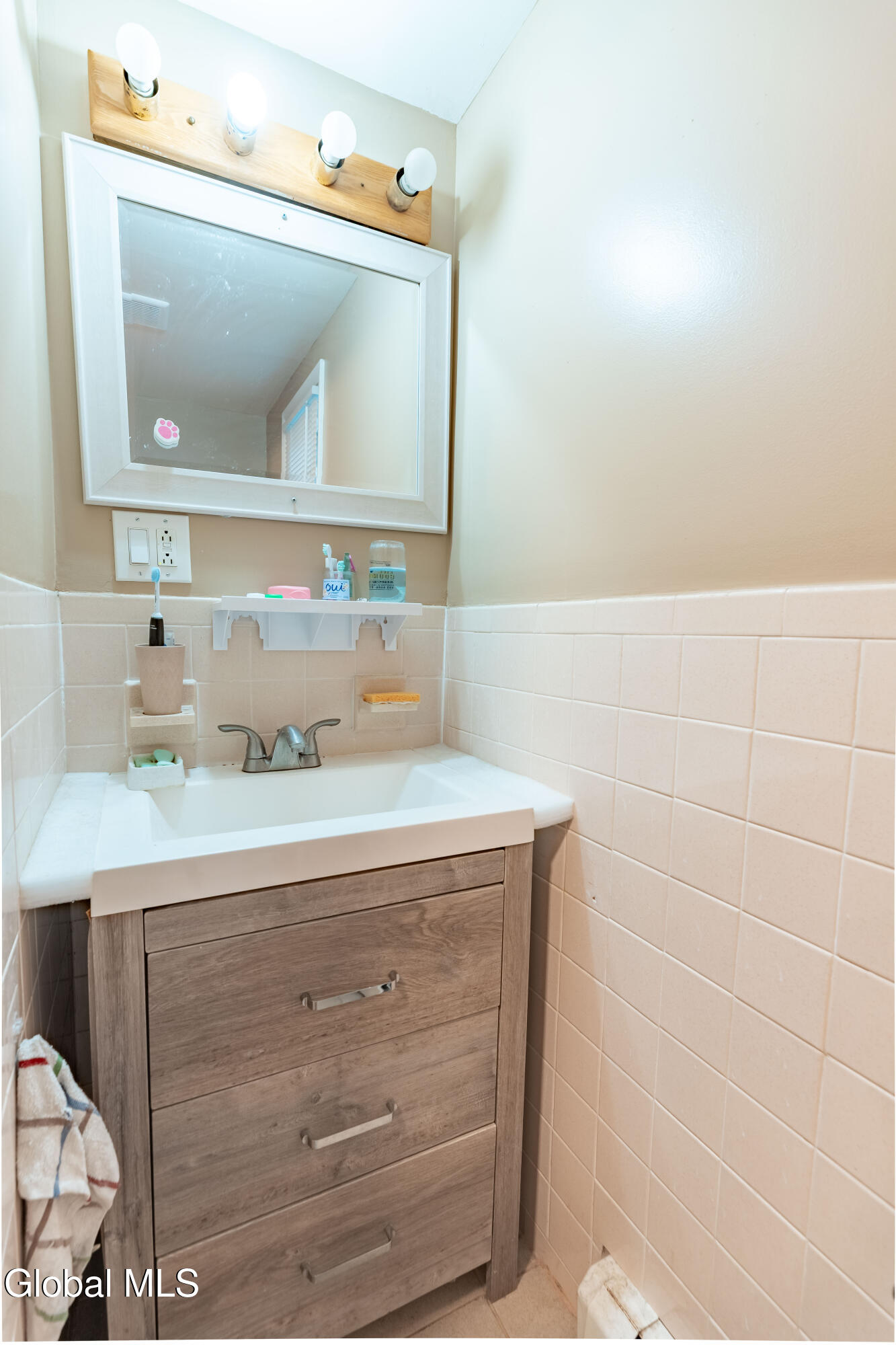 53 Pleasantview Avenue Albany NY 12203