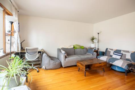 53 Pleasantview Avenue Albany NY 12203