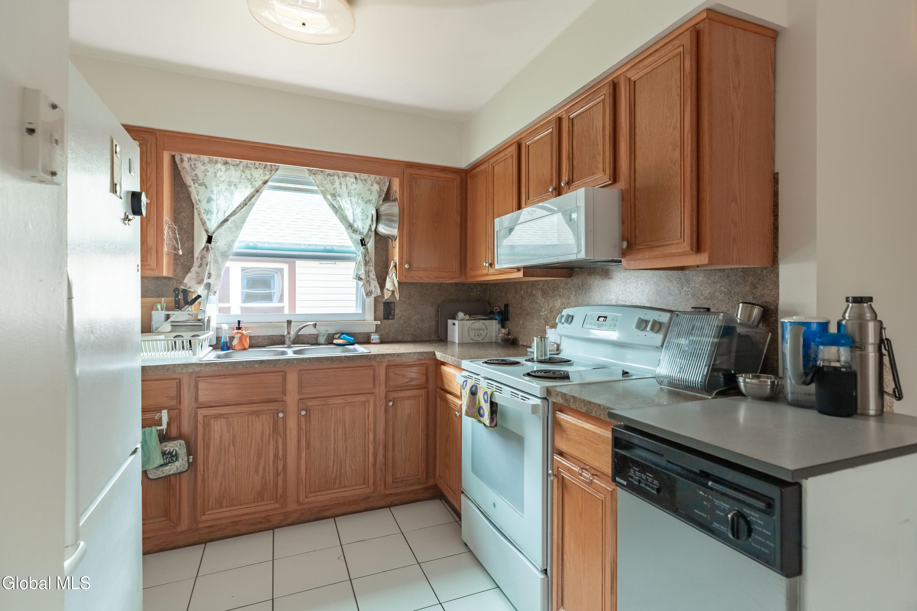 53 Pleasantview Avenue Albany NY 12203
