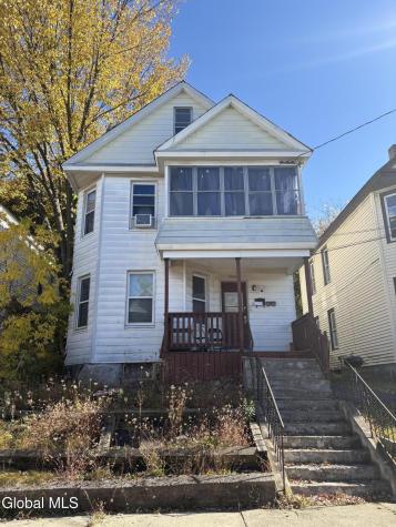 2042 Avenue A Schenectady NY 12308