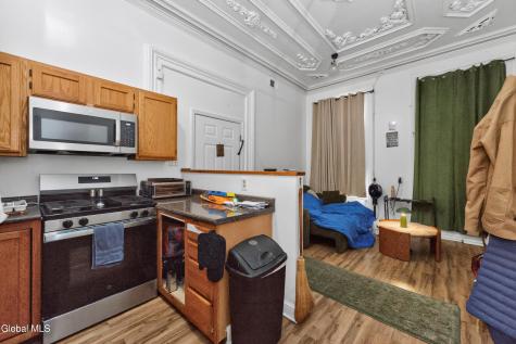 103 Ten Broeck Street Albany NY 12210