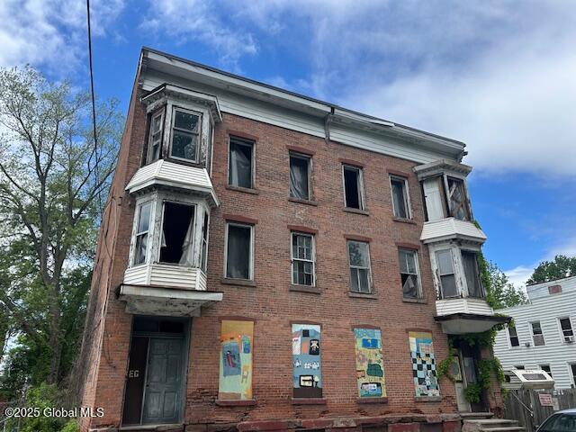 3209 7th Avenue Troy NY 12180