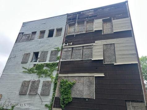 3209 7th Avenue Troy NY 12180