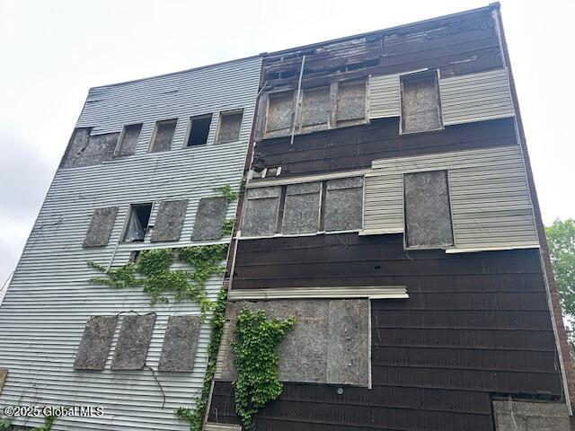 3209 7th Avenue Troy NY 12180