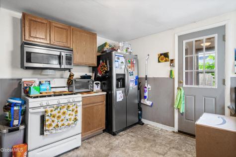 6 Hill Street Waterford NY 12188