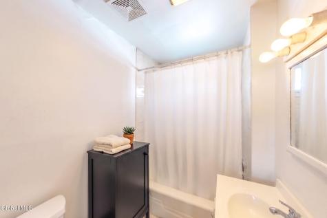 1315 Van Cortland Street Schenectady NY 12303