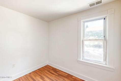 1315 Van Cortland Street Schenectady NY 12303