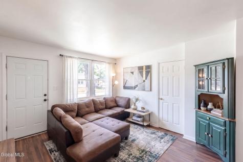 1315 Van Cortland Street Schenectady NY 12303