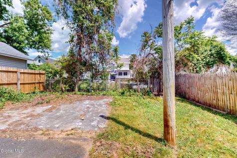 1315 Van Cortland Street Schenectady NY 12303
