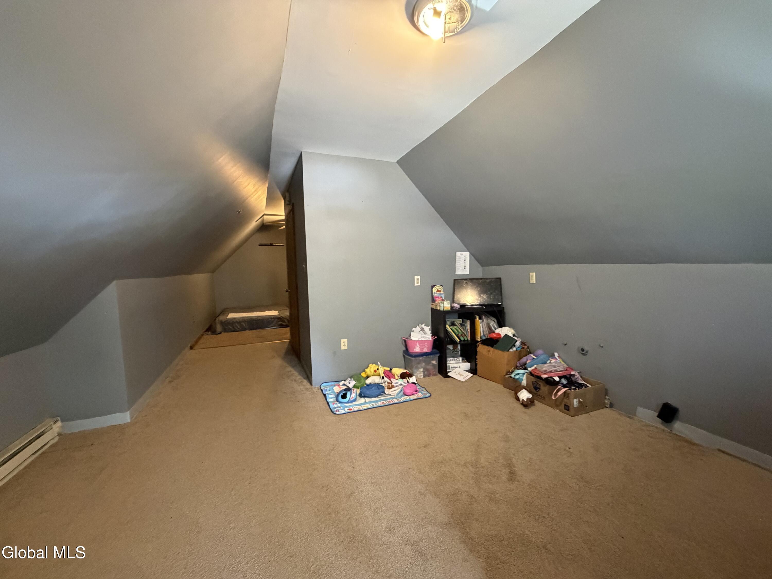 131 Furman Street Schenectady NY 12304