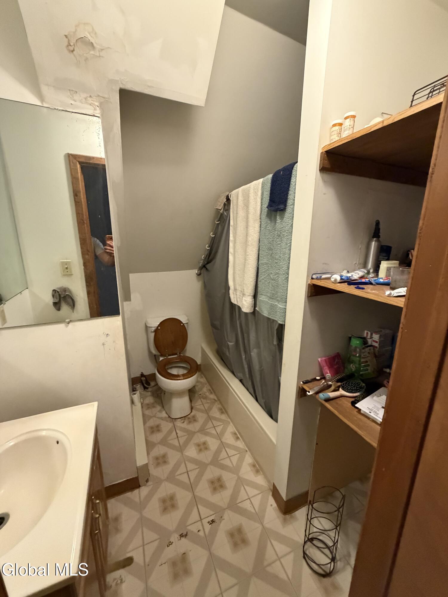 131 Furman Street Schenectady NY 12304