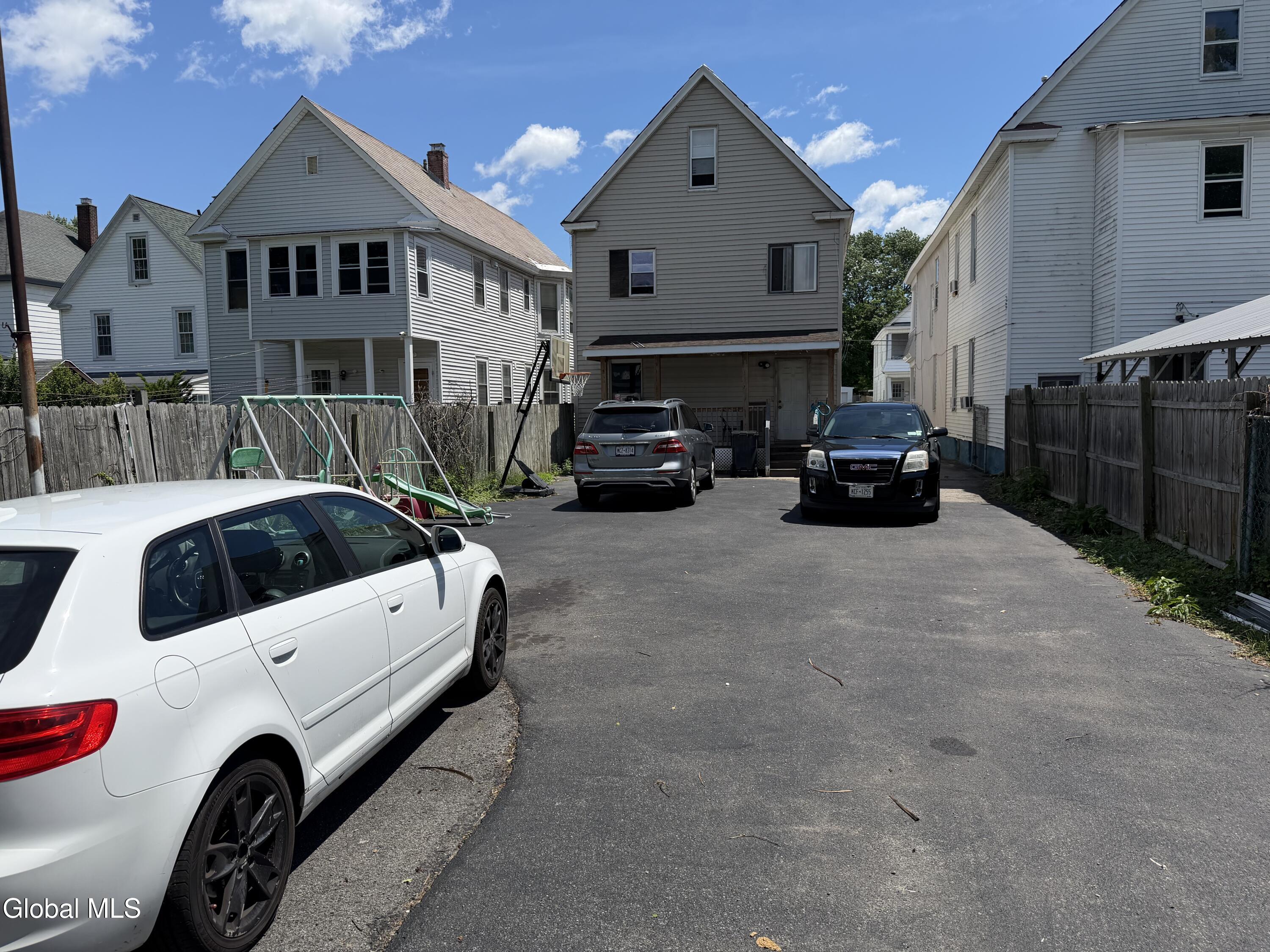 131 Furman Street Schenectady NY 12304