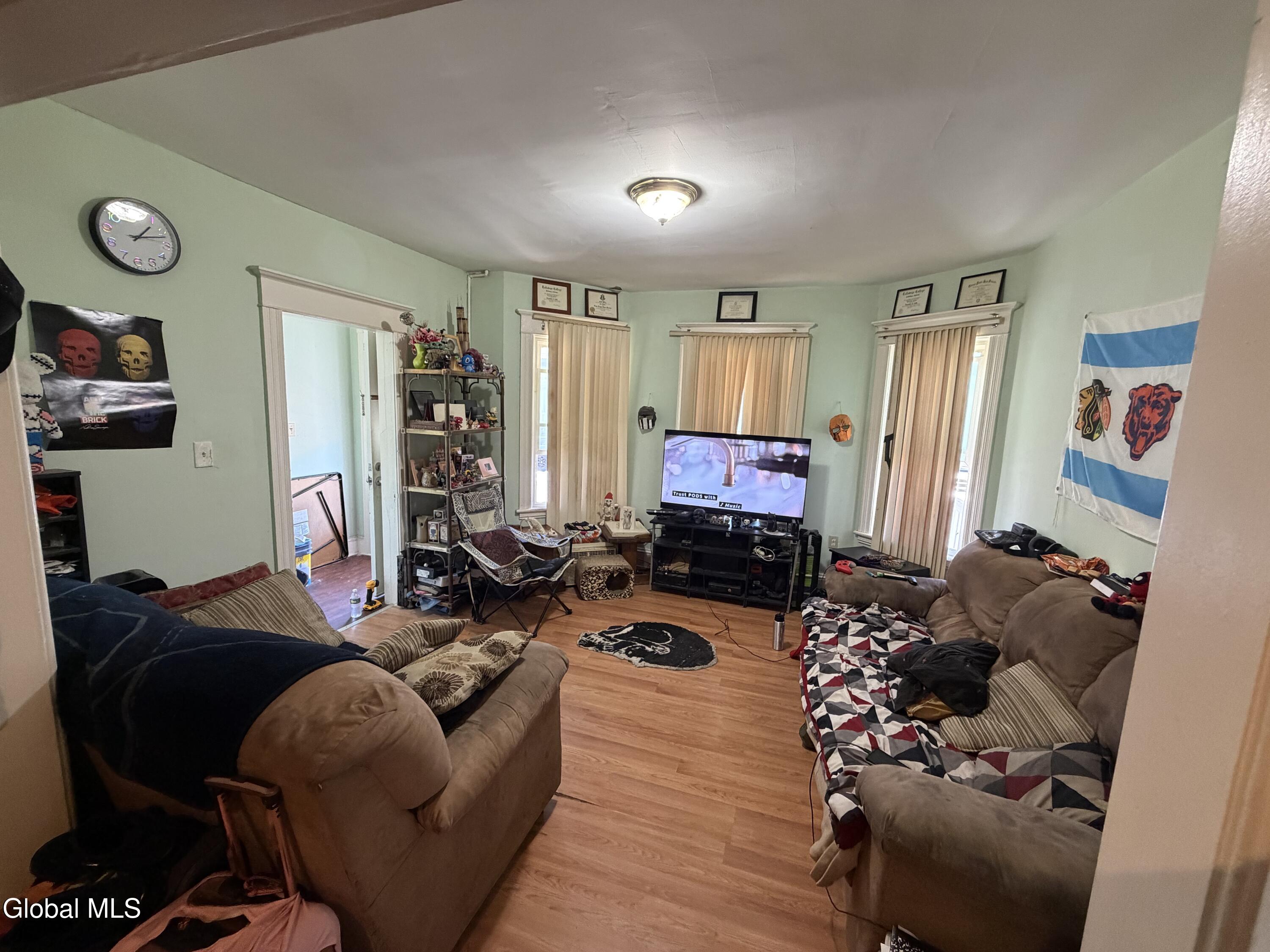 131 Furman Street Schenectady NY 12304