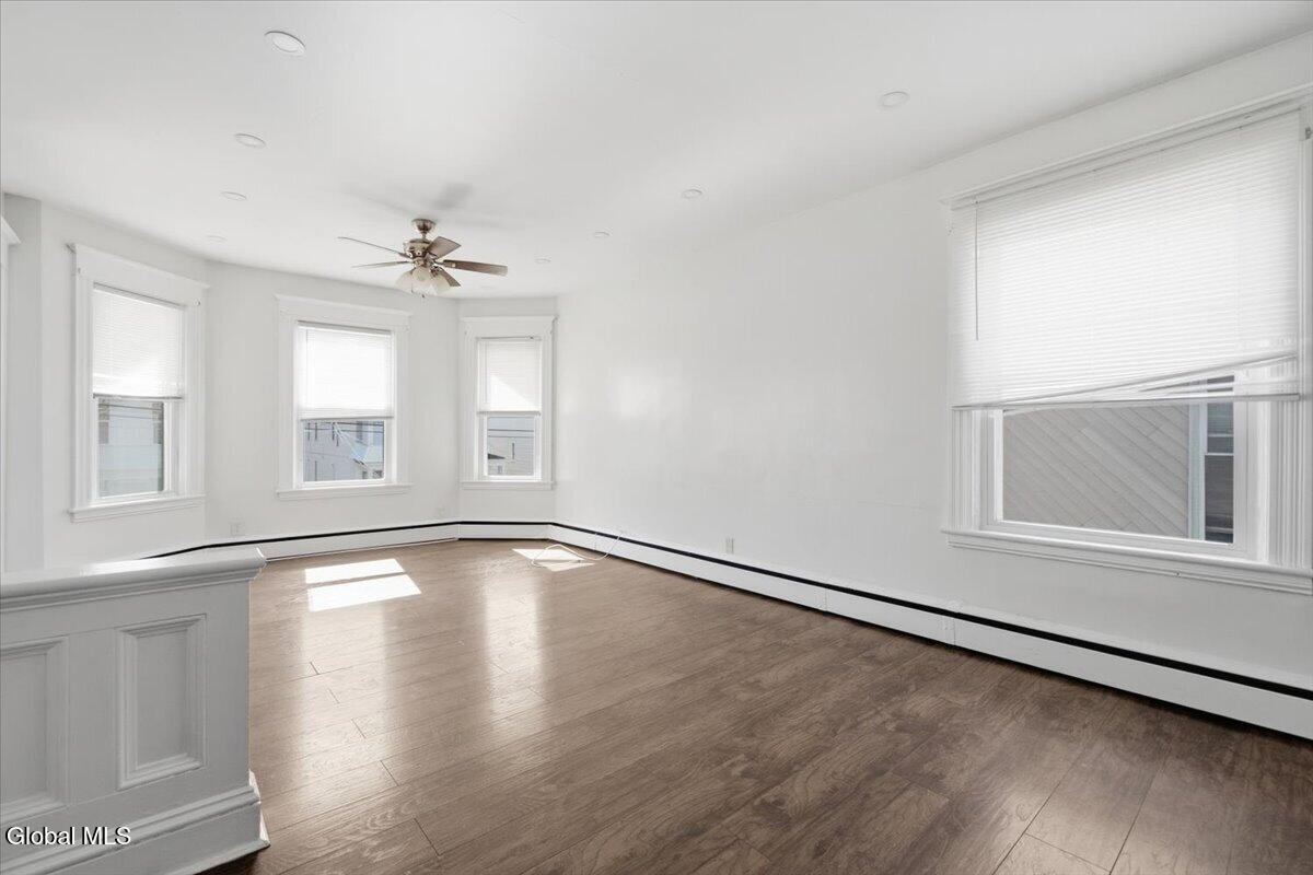 131 Furman Street Schenectady NY 12304