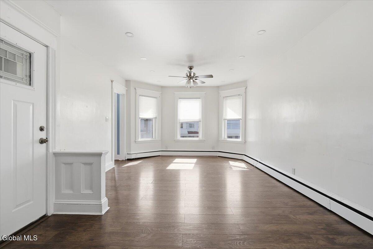 131 Furman Street Schenectady NY 12304