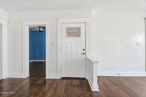 131 Furman Street Schenectady NY 12304