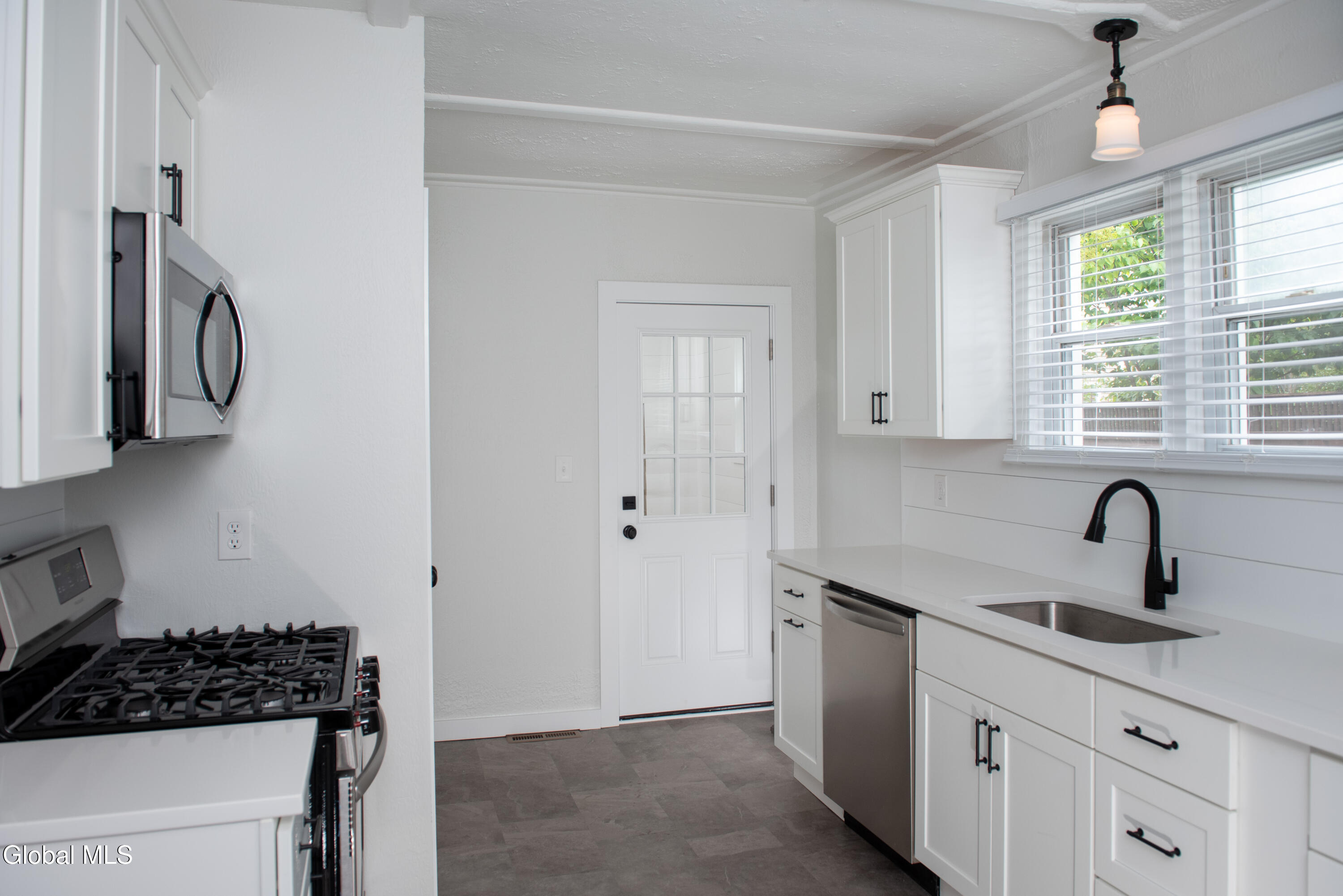 17-21 Granite Street Saratoga Springs NY 12866