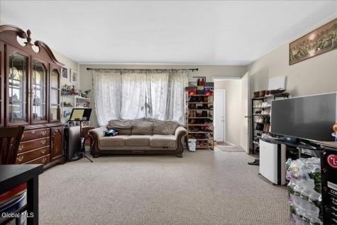 5 Deer Path Drive Colonie NY 12205