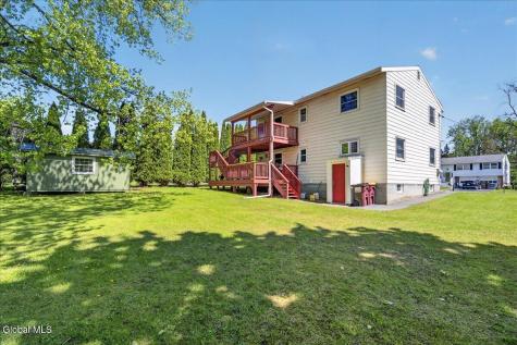5 Deer Path Drive Colonie NY 12205