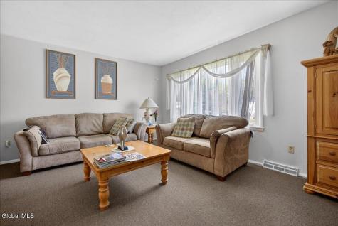 5 Deer Path Drive Colonie NY 12205