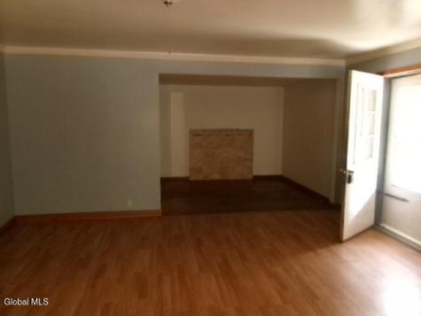 1057 Nys Rt 9n Saratoga Springs NY 12866