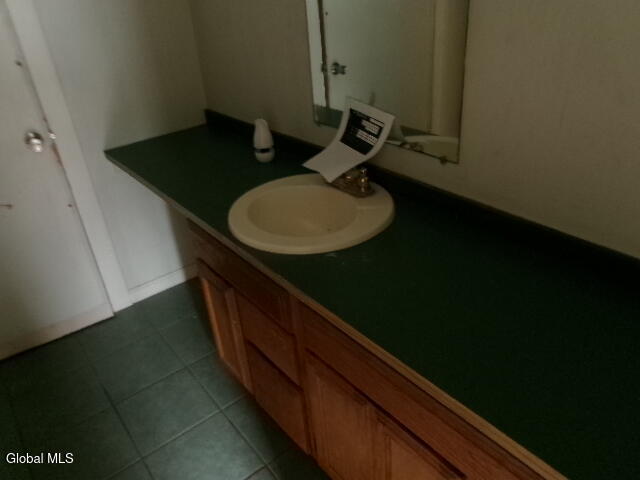 1057 Nys Rt 9n Saratoga Springs NY 12866