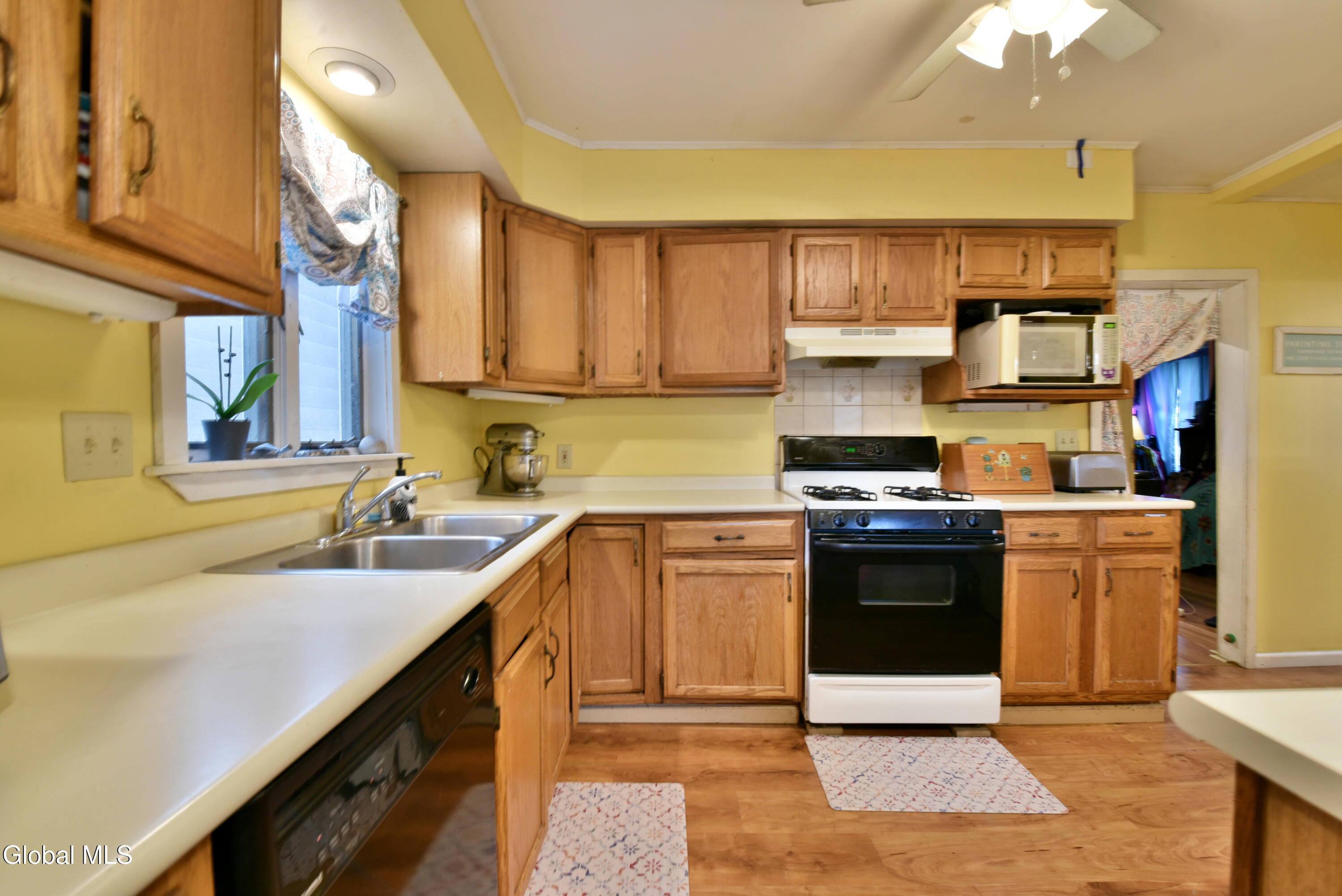 176 W High Street Ballston Spa NY 12020
