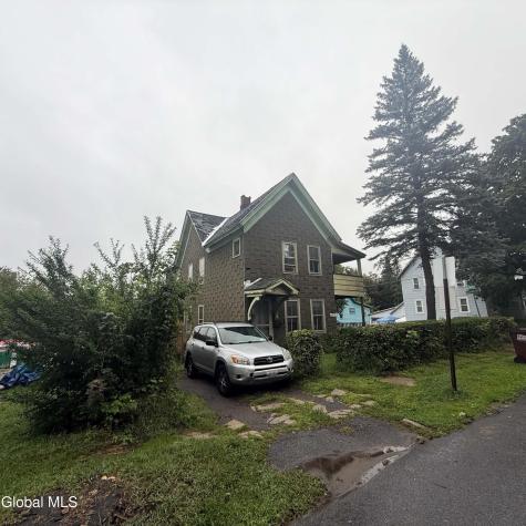 58 3rd Street Gloversville NY 12078