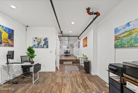 402 Broadway Albany NY 12207