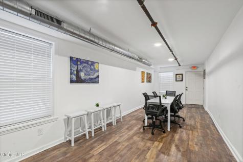 402 Broadway Albany NY 12207