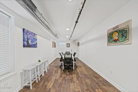 402 Broadway Albany NY 12207