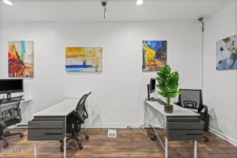 402 Broadway Albany NY 12207