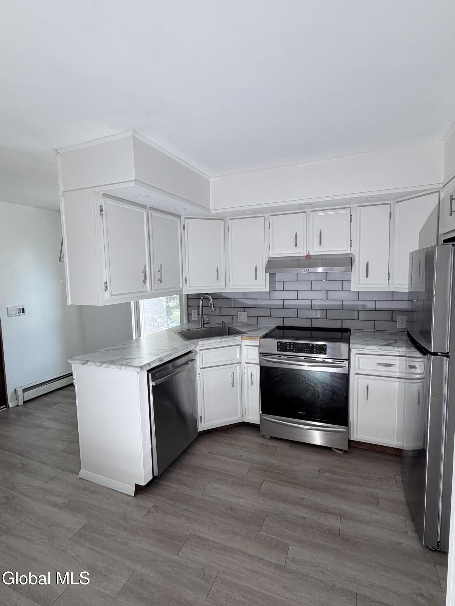 2530 Augustine Avenue Rotterdam NY 12306