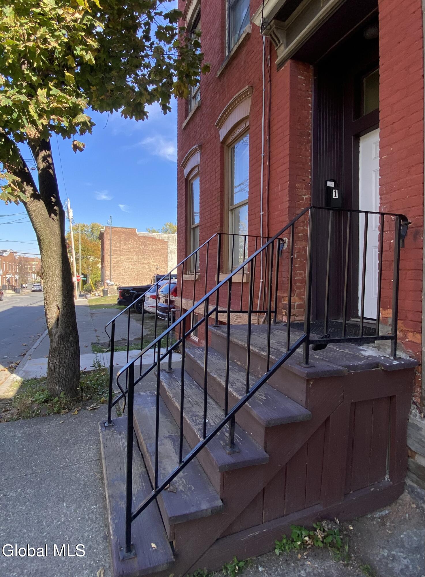 144 Broad Street Albany NY 12202