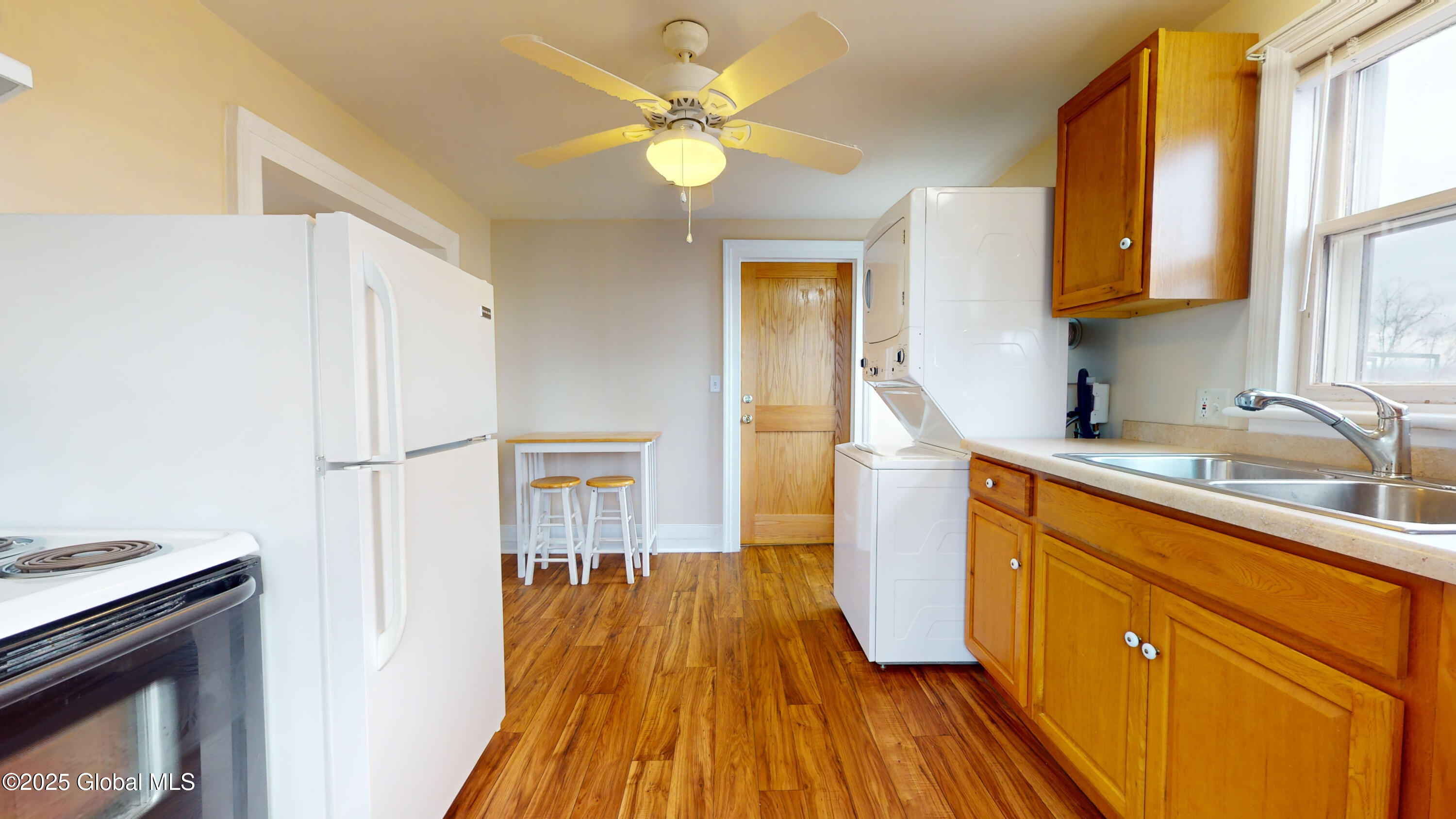 31-33 S Washington Street Athens NY 12015