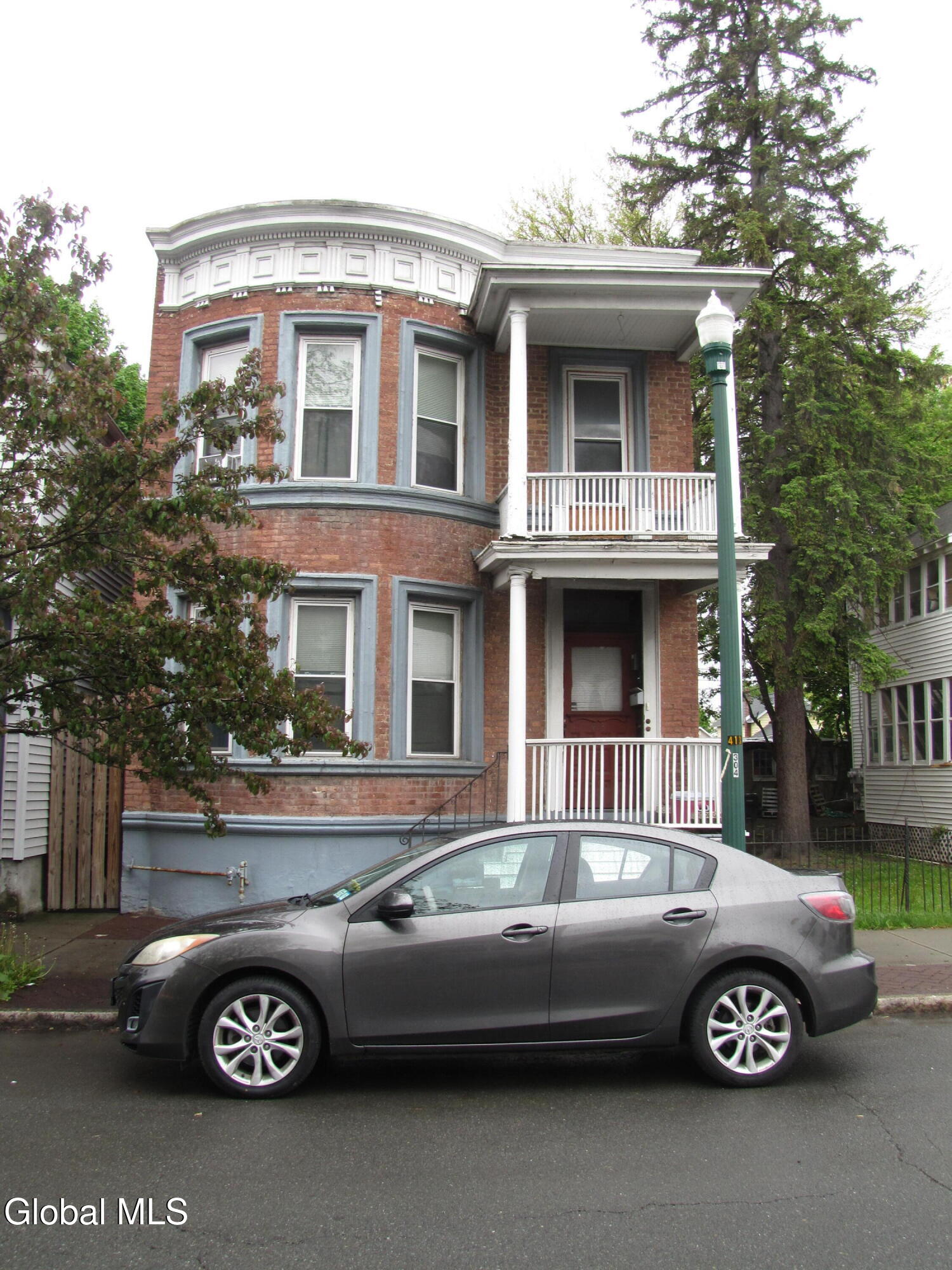 413 5th Avenue Troy NY 12182