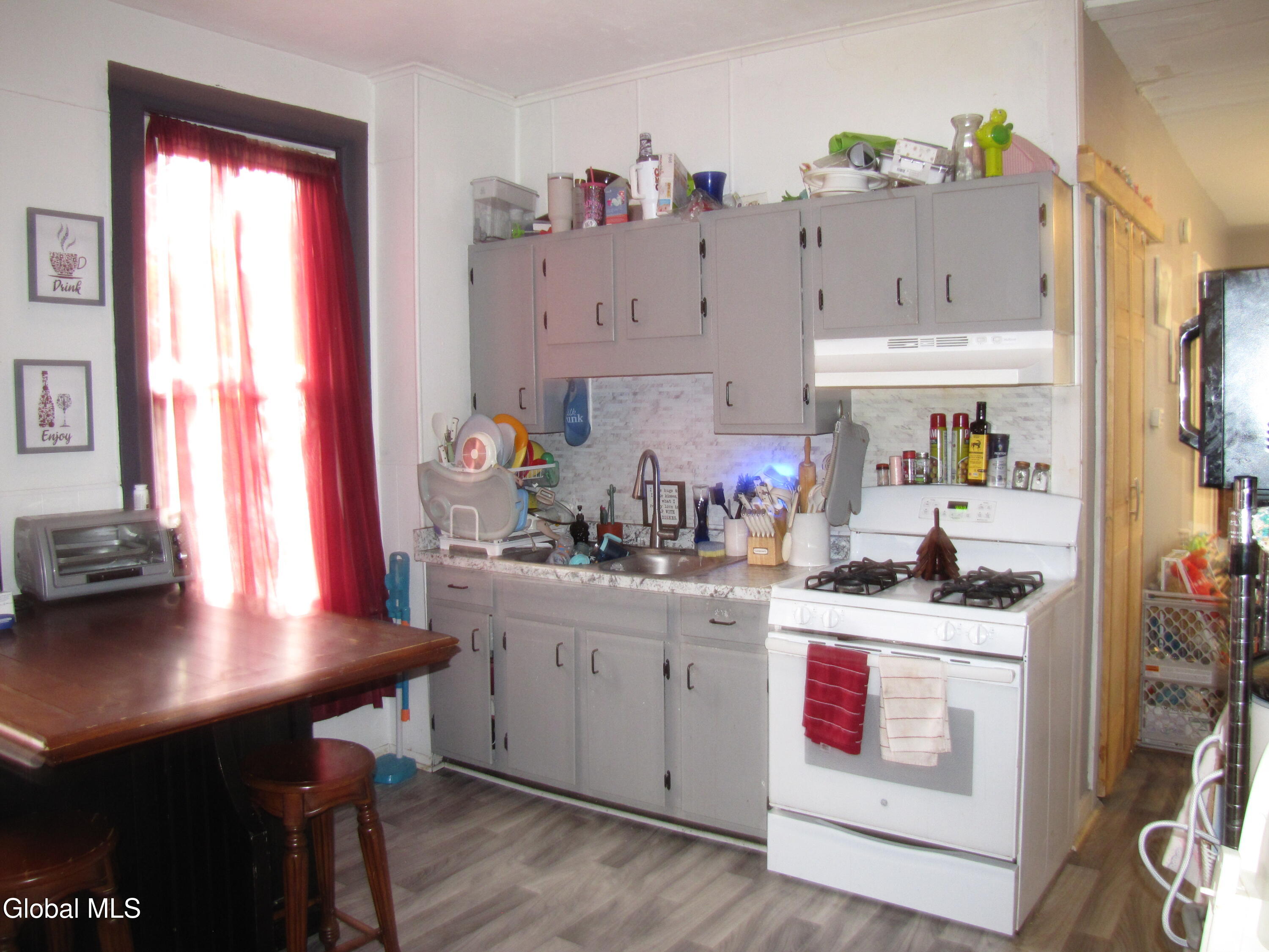 413 5th Avenue Troy NY 12182