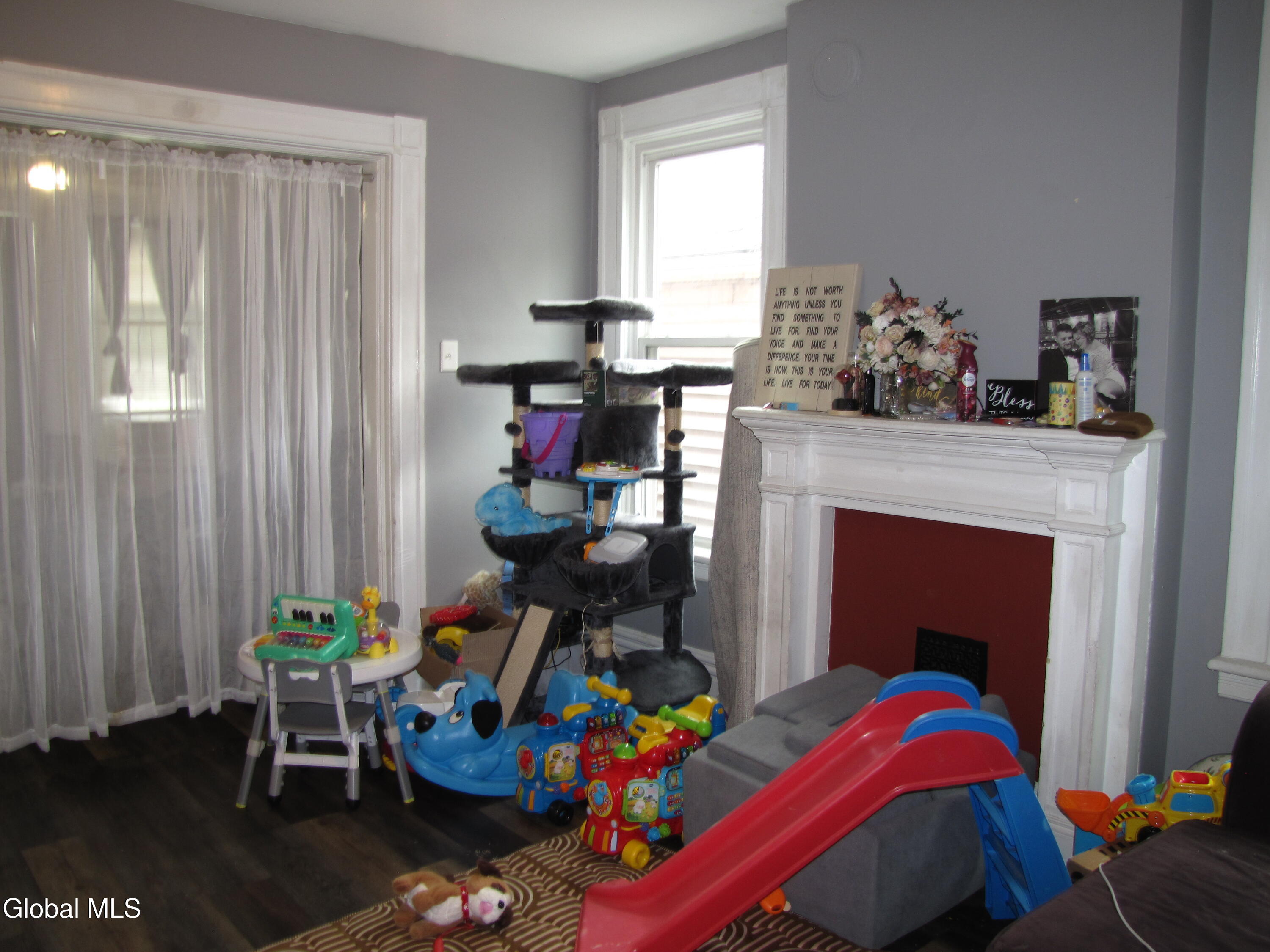 413 5th Avenue Troy NY 12182