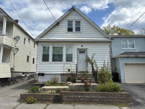 1355 Pleasant Street Schenectady NY 12303