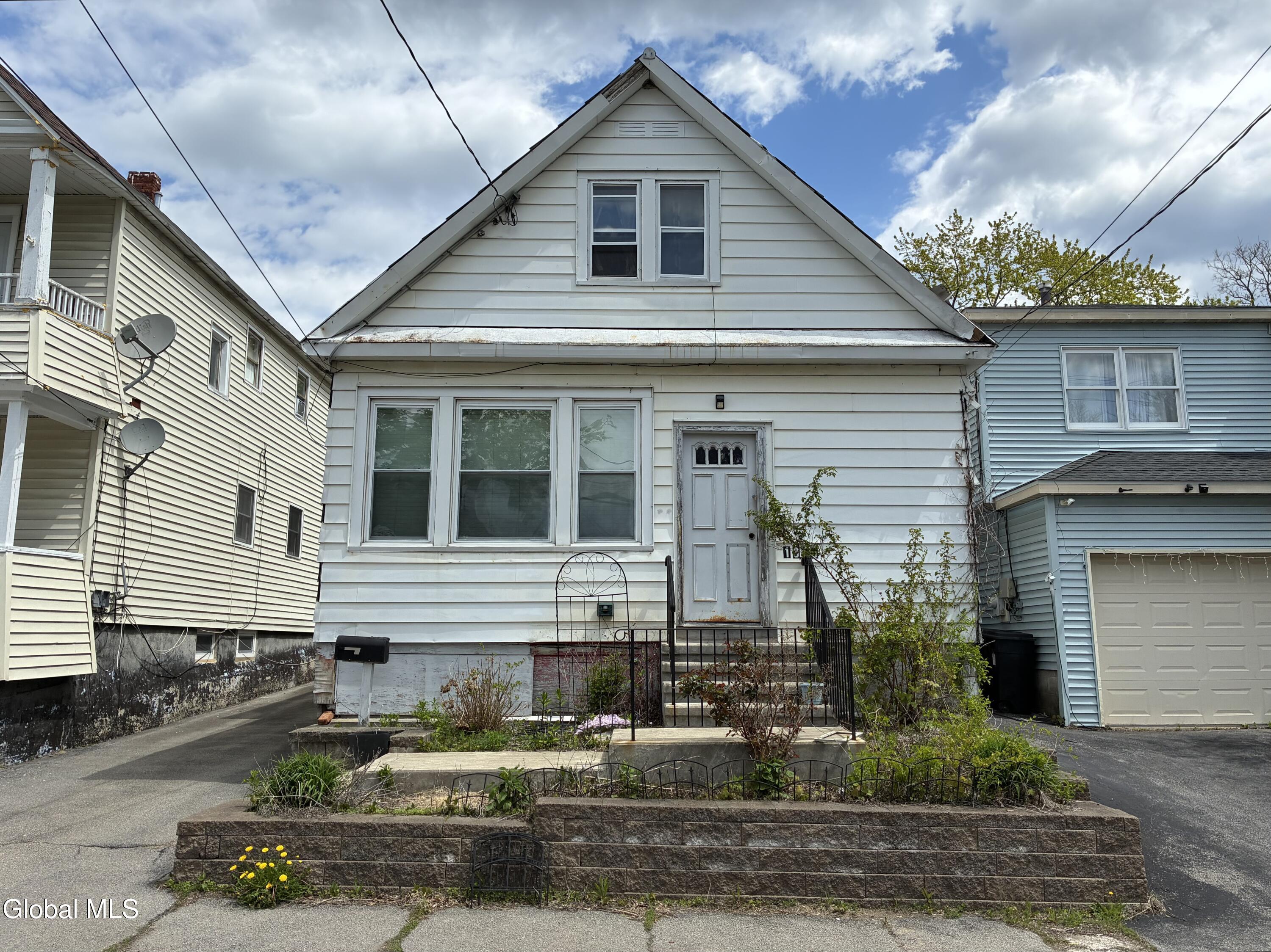 1355 Pleasant Street Schenectady NY 12303
