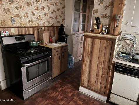 1355 Pleasant Street Schenectady NY 12303