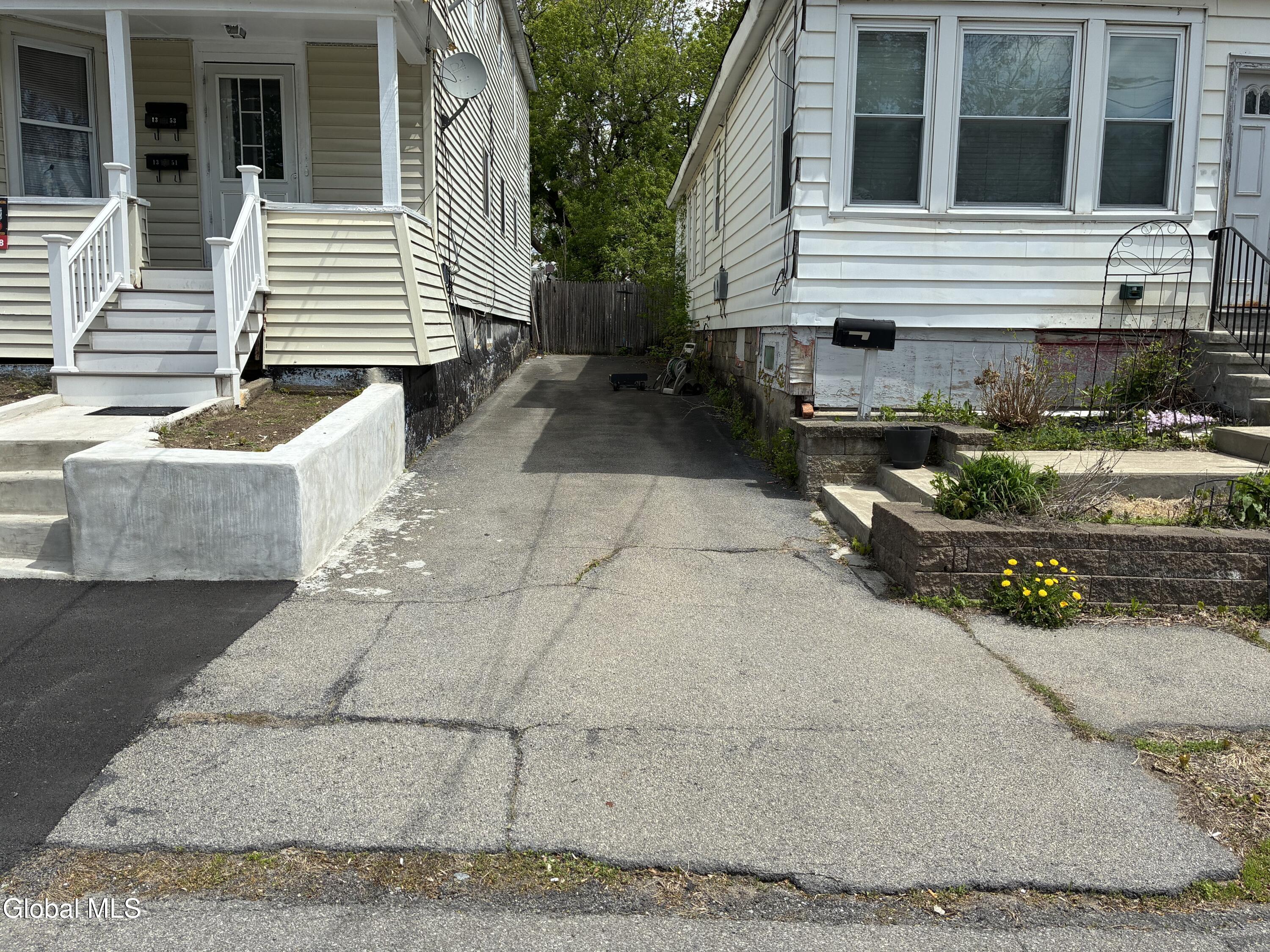 1355 Pleasant Street Schenectady NY 12303