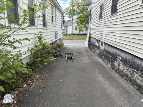 1355 Pleasant Street Schenectady NY 12303