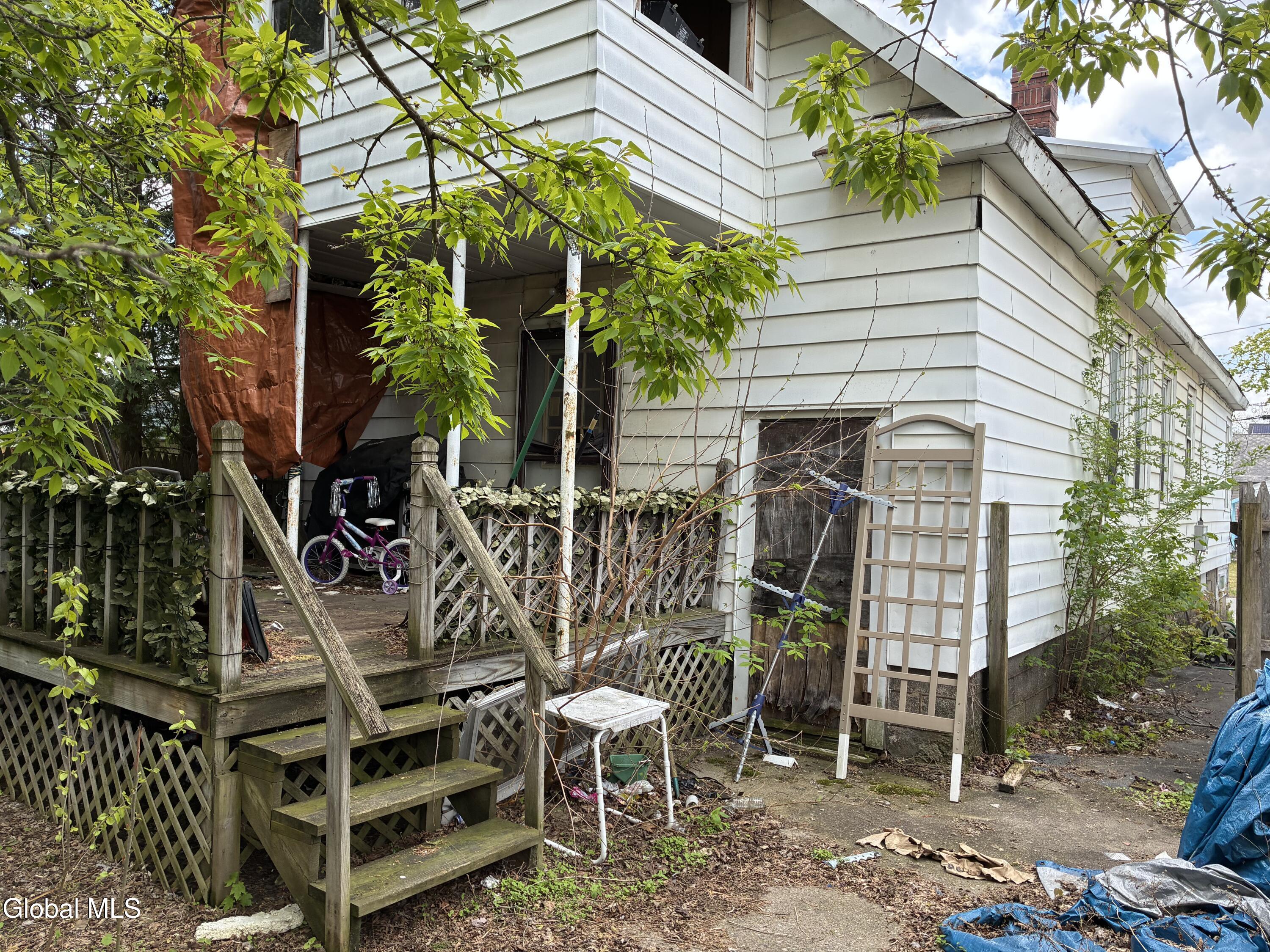 1355 Pleasant Street Schenectady NY 12303