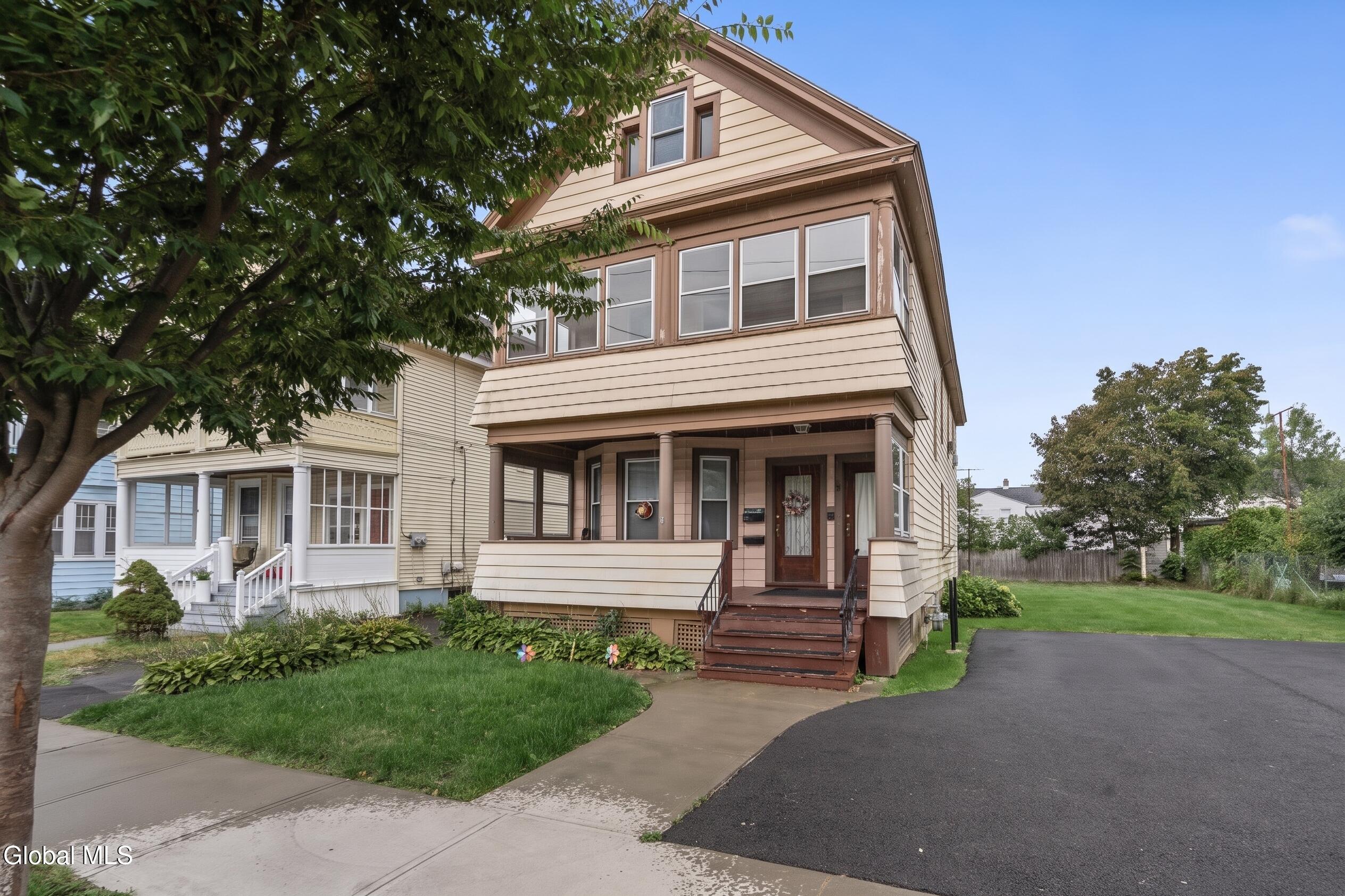 4 Sparkill Avenue Albany NY 12209