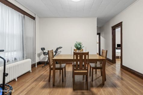 4 Sparkill Avenue Albany NY 12209