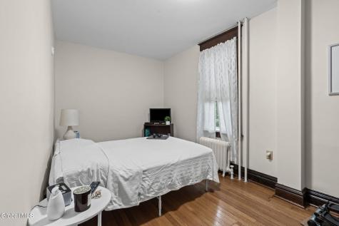 4 Sparkill Avenue Albany NY 12209