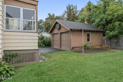 4 Sparkill Avenue Albany NY 12209
